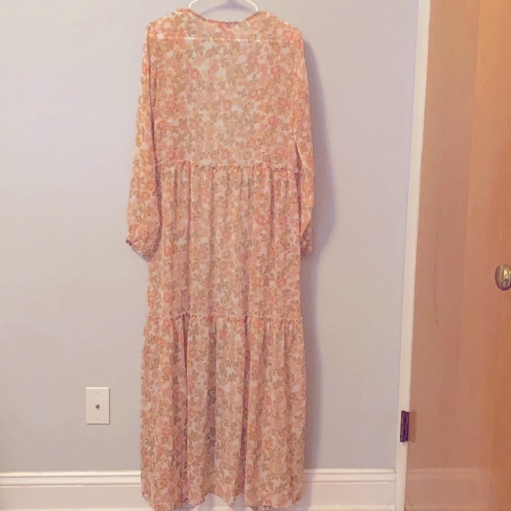 New: VALLEY FLOWER PEACH DUSTER FLORAL KIMONO